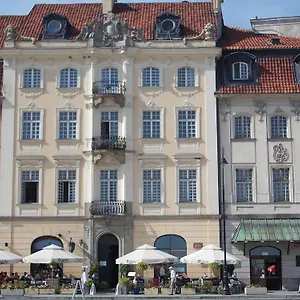 Goscinne Dom Literatury Varsavia